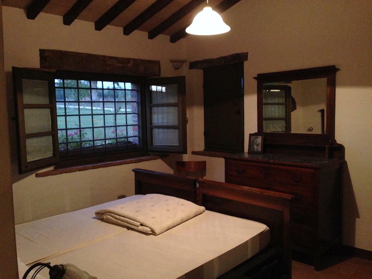 Agriturismo Podere Dell' Olmo Amelia Eksteriør bilde