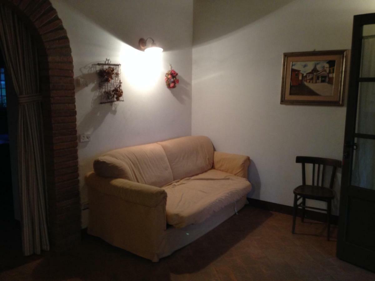 Agriturismo Podere Dell' Olmo Amelia Eksteriør bilde