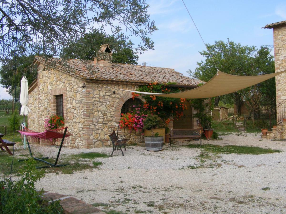 Agriturismo Podere Dell' Olmo Amelia Eksteriør bilde